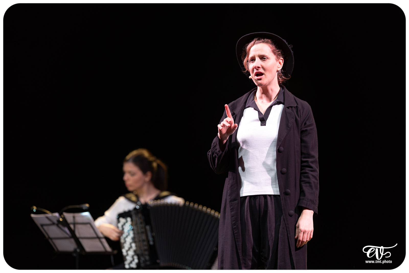 JE DANSE AVEC MILLIAT (KAREN CHATAIGNER)